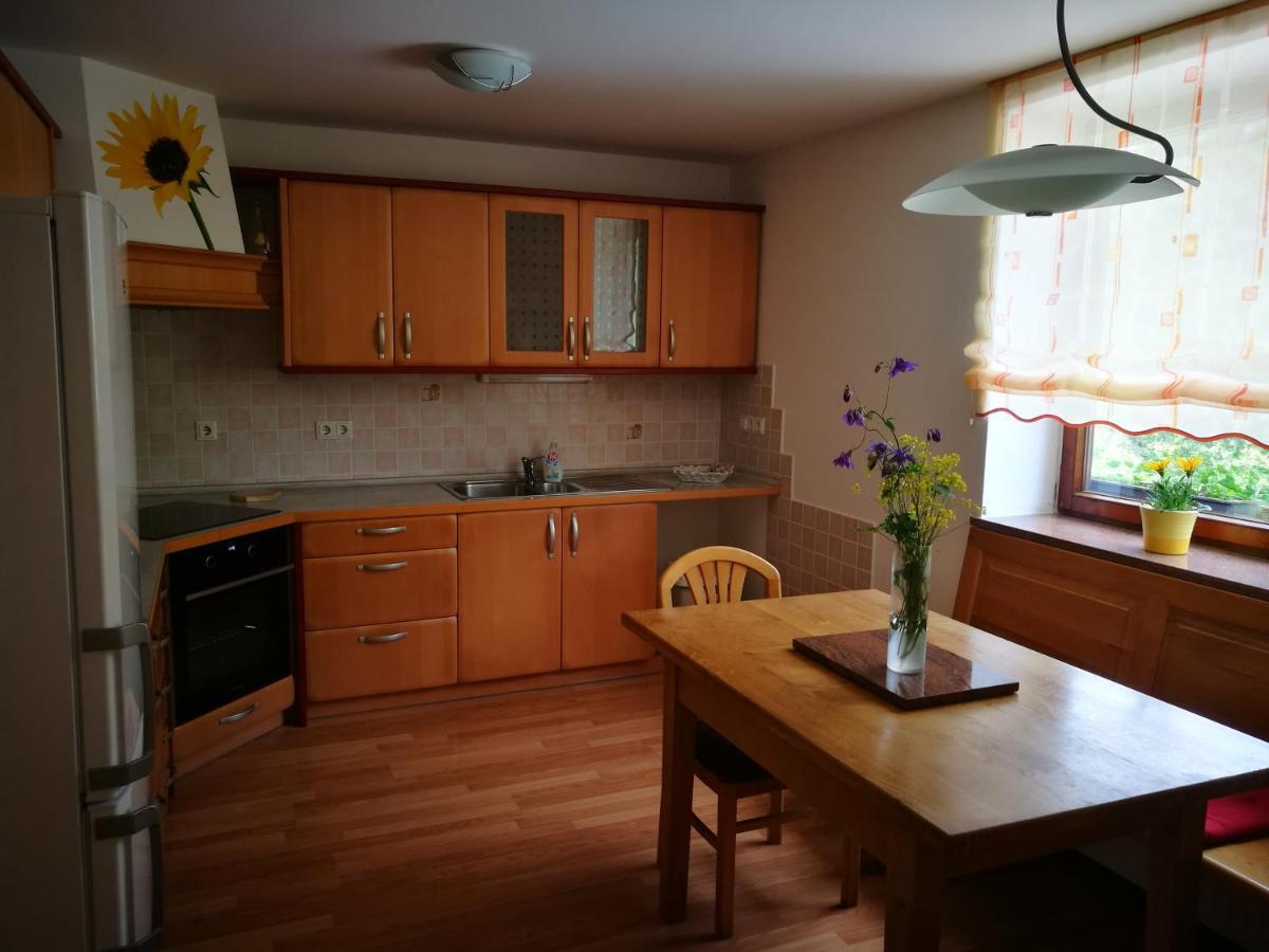 Apartma Teloh Kopacnica Eksteriør billede